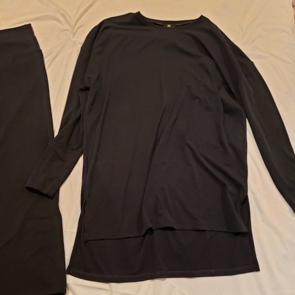 Daniella Faye Grey Ribbed Set, Size Medium - Picture 5 of 5